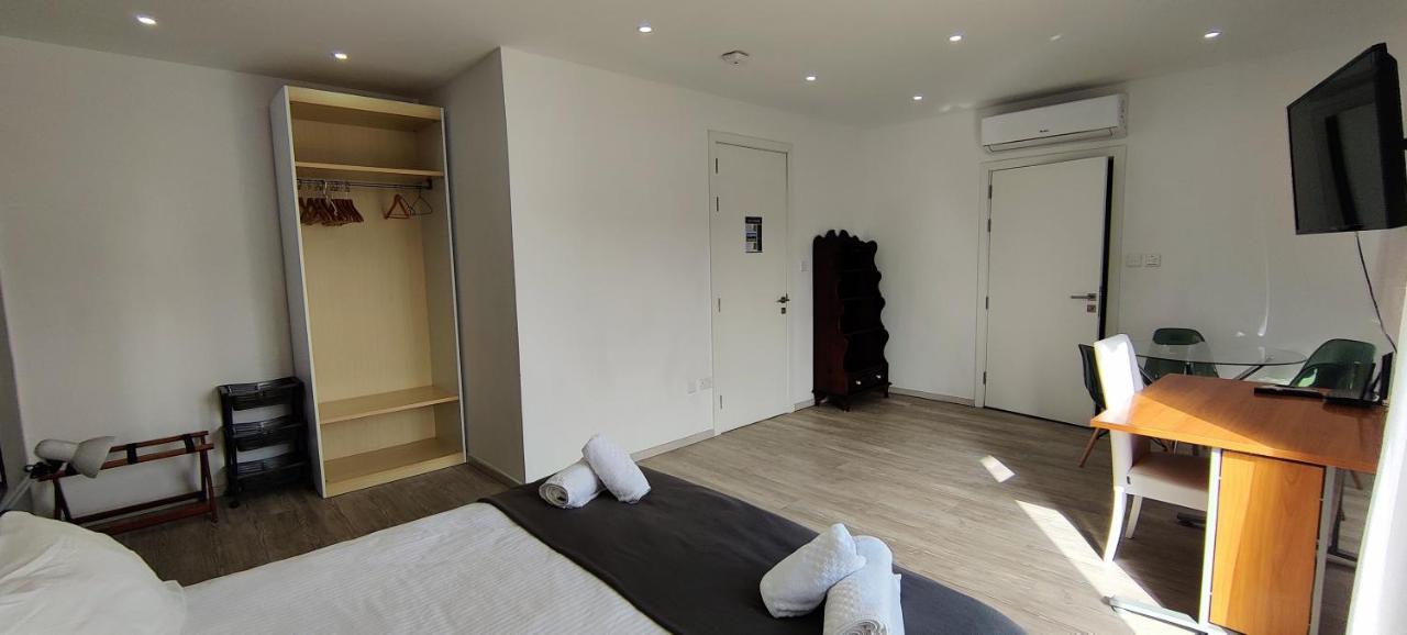 Villa Arjuza - Private Self Catering Bedrooms With Bathroom Is-Swieqi エクステリア 写真