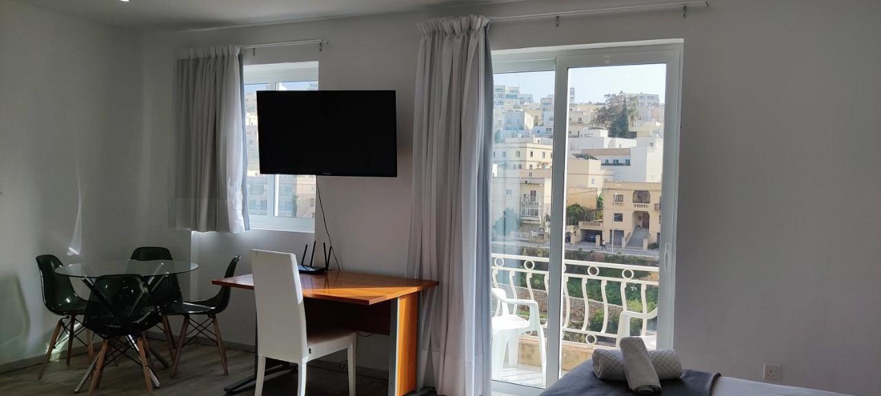 Villa Arjuza - Private Self Catering Bedrooms With Bathroom Is-Swieqi エクステリア 写真