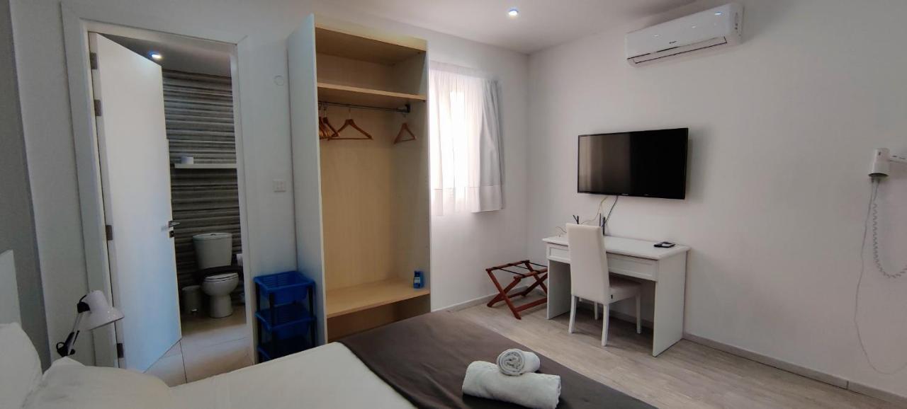 Villa Arjuza - Private Self Catering Bedrooms With Bathroom Is-Swieqi エクステリア 写真